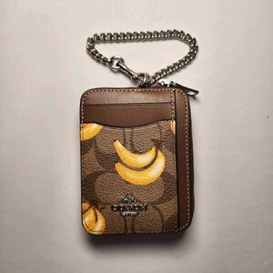 NWT Coach CR833 Zip Card Case In Signature Canvas With Banana Print